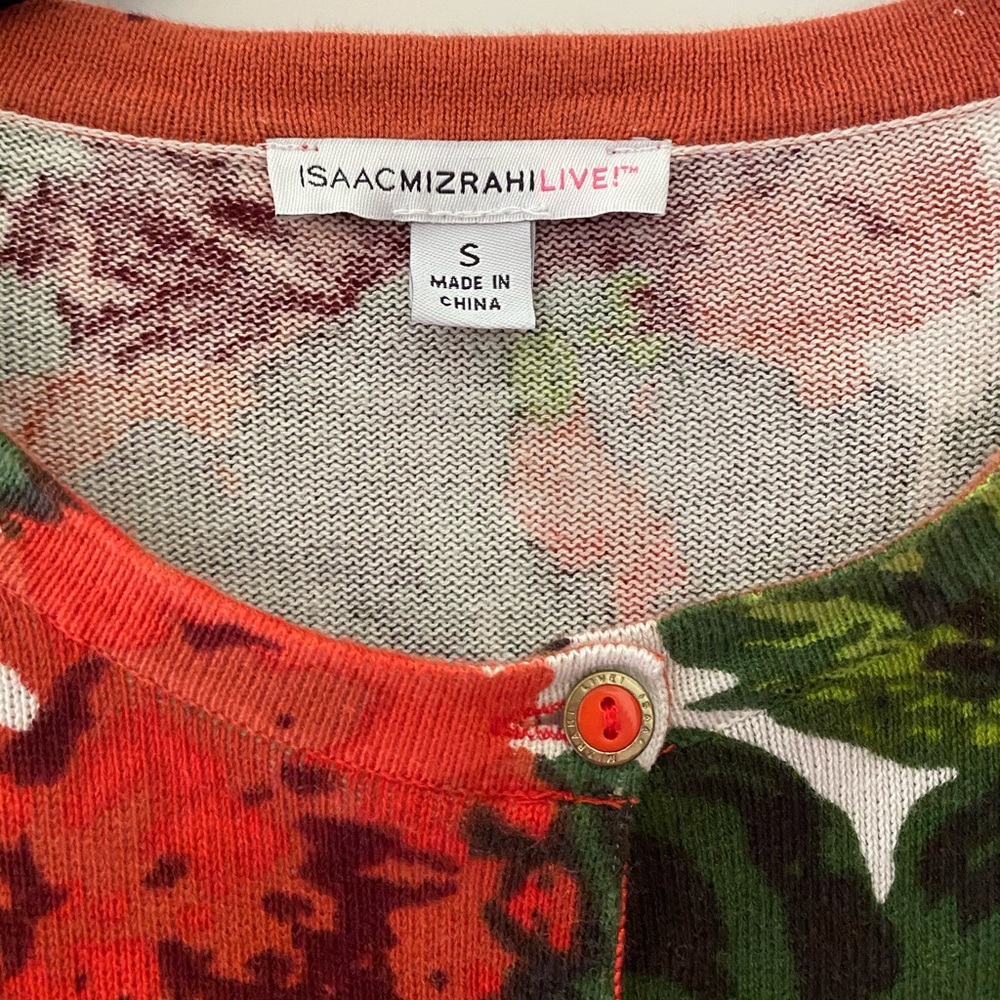 New Markdown Isaac Mizrahi Button Front Top - image 2